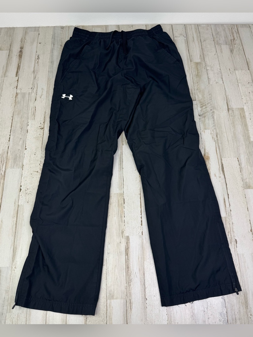 Under Armour Windbreaker Pants Men’s L Black Mesh Lined Zipper Pockets Track